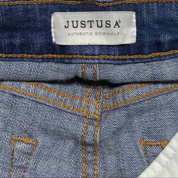 Just USA Shorts Distressed Raw Hem Denim Large - Picture 10 of 12